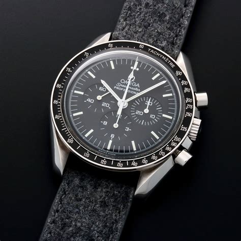 is omega speedmaster self winding|omega speedmaster manual wind.